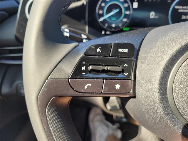 2025 Hyundai Elantra - $25,455