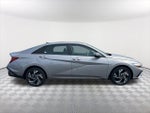 2025 ELANTRA Hybrid Thumbnail 4