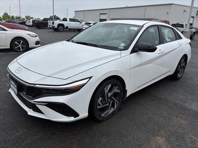2025 Hyundai Elantra - $23,888