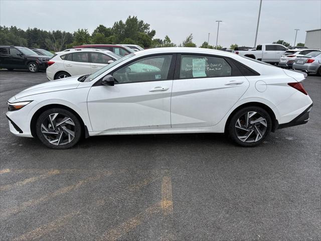 2025 Hyundai Elantra - $23,888