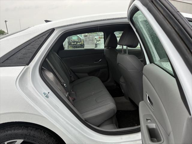 2025 Hyundai Elantra - $23,888