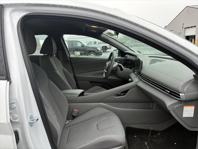 2025 Hyundai Elantra - $23,888