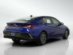 2025 ELANTRA Hybrid Thumbnail 5
