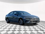 2025 ELANTRA Hybrid Thumbnail 16