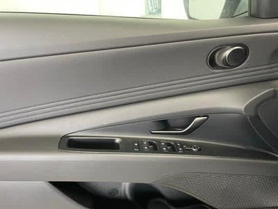 2025 Hyundai Elantra Hybrid SEL Sport 4DR Sedan
