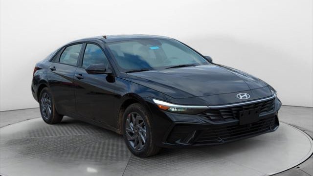 Preowned 2026 Hyundai ELANTRA Hybrid Blue for Sale