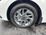 2024 ELANTRA Hybrid Thumbnail 7