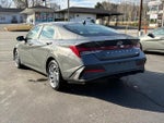 2025 ELANTRA Hybrid Thumbnail 4