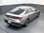 2025 ELANTRA Hybrid Thumbnail 16