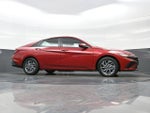 2025 ELANTRA Hybrid Thumbnail 30