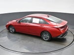 2025 ELANTRA Hybrid Thumbnail 33