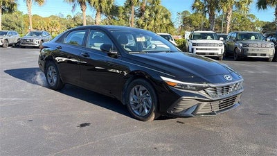 Photo of a 2025 Hyundai Elantra Hybrid Blue 4DR Sedan for sale