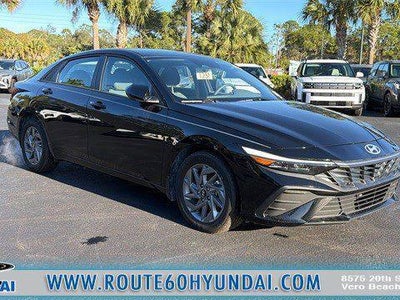 2025 Hyundai Elantra Hybrid Blue 4DR Sedan