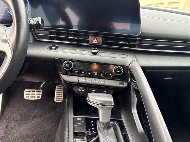2025 Hyundai Elantra - $22,990