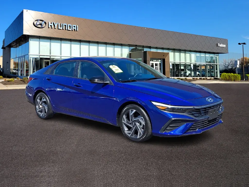 2025 Hyundai Elantra - $22,888