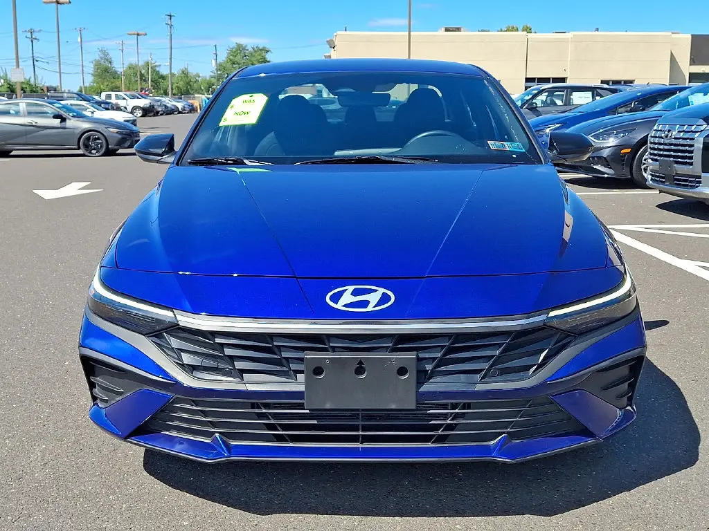 2025 Hyundai Elantra - $22,888