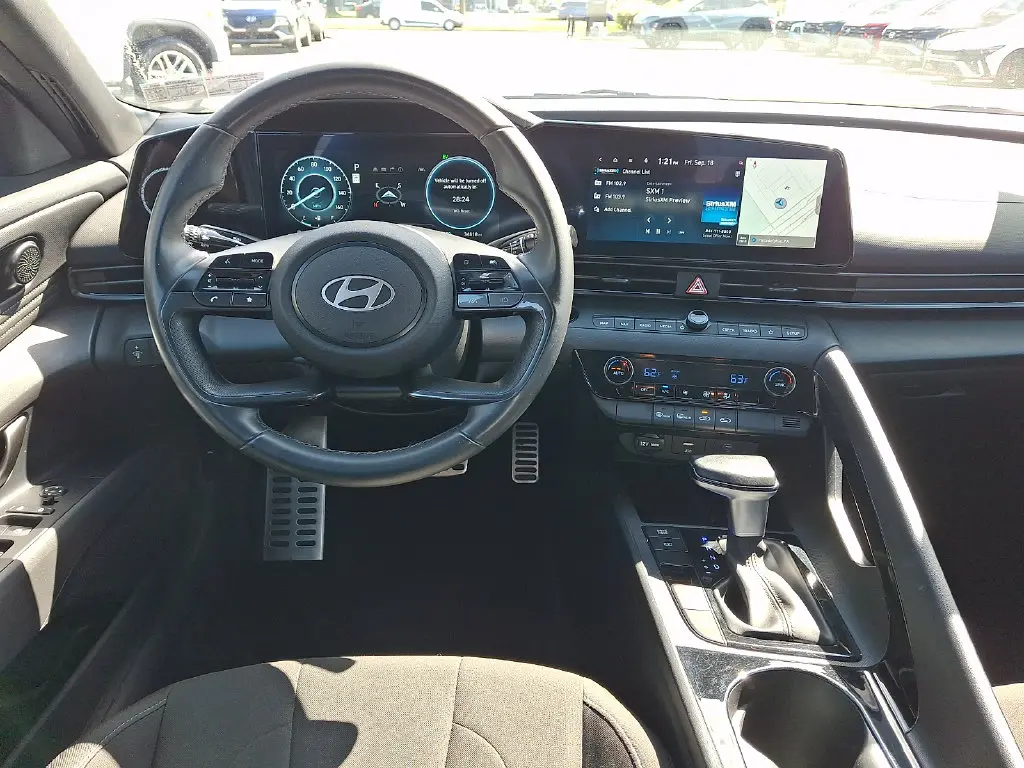 2025 Hyundai Elantra - $22,888