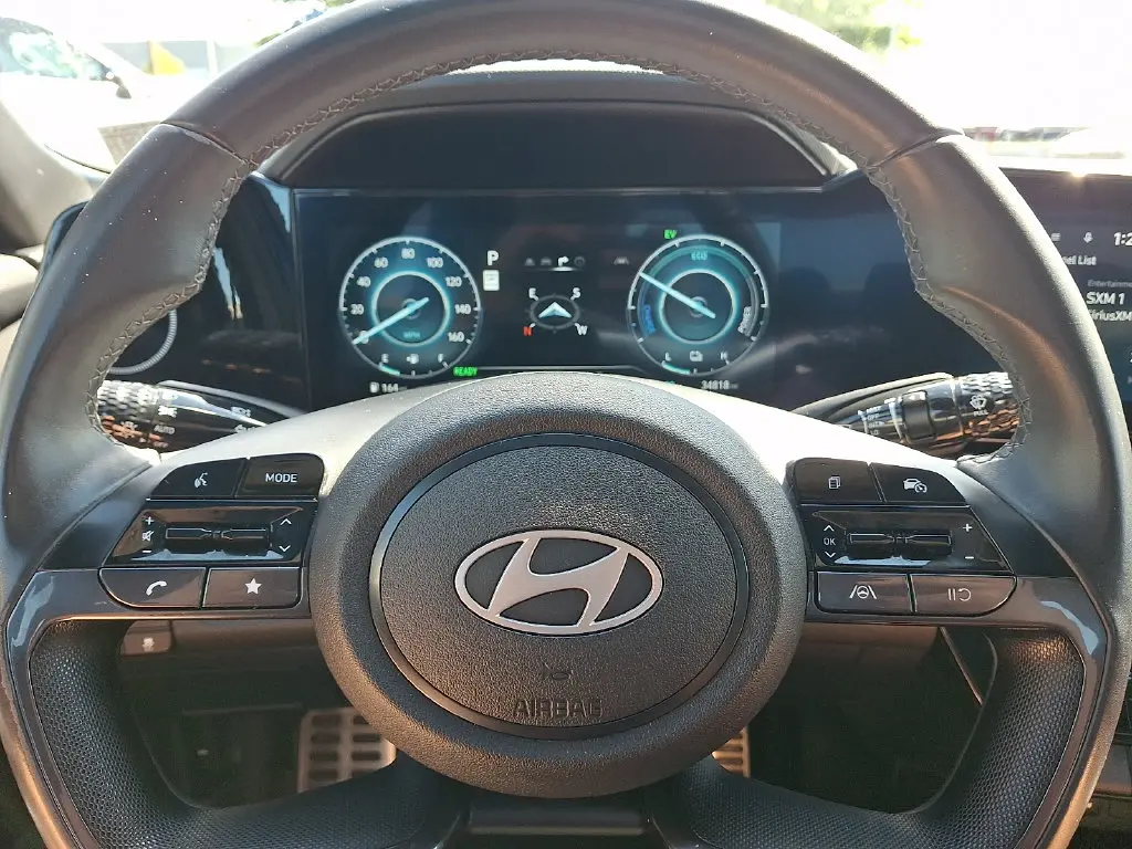2025 Hyundai Elantra - $22,888