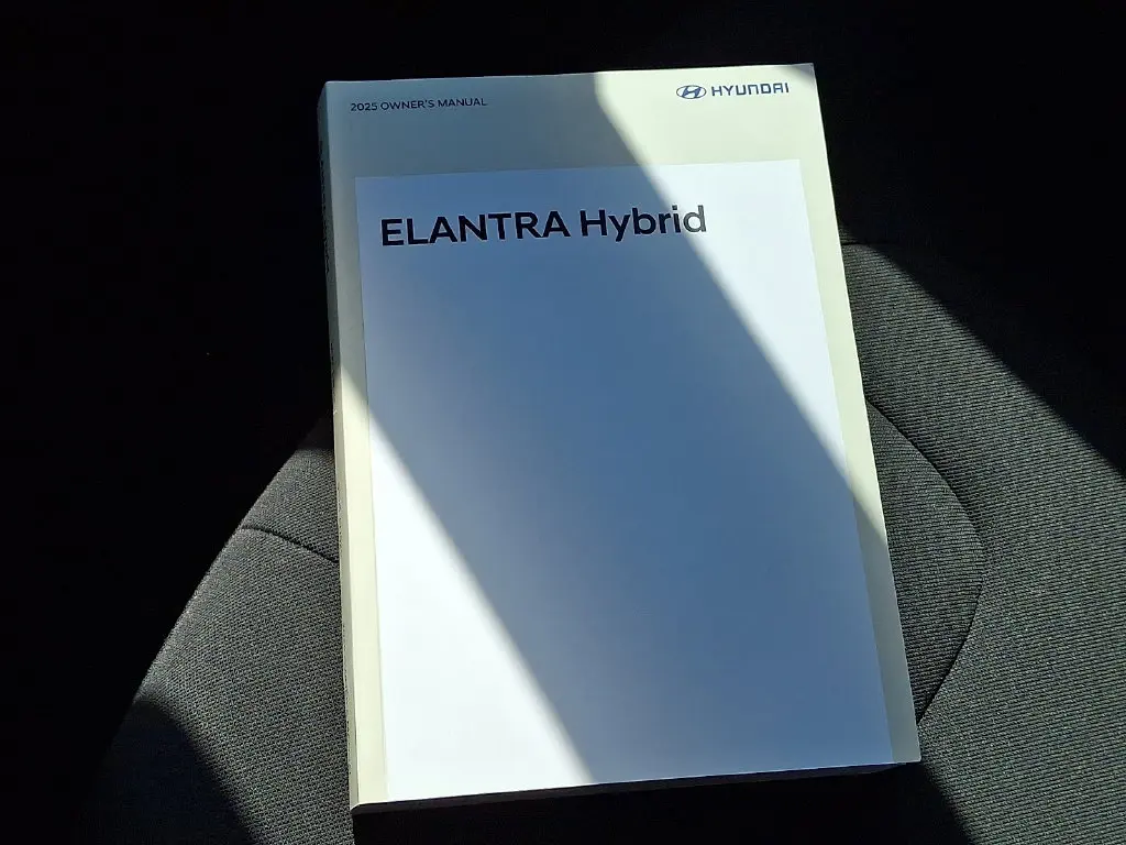 2025 Hyundai Elantra - $22,888