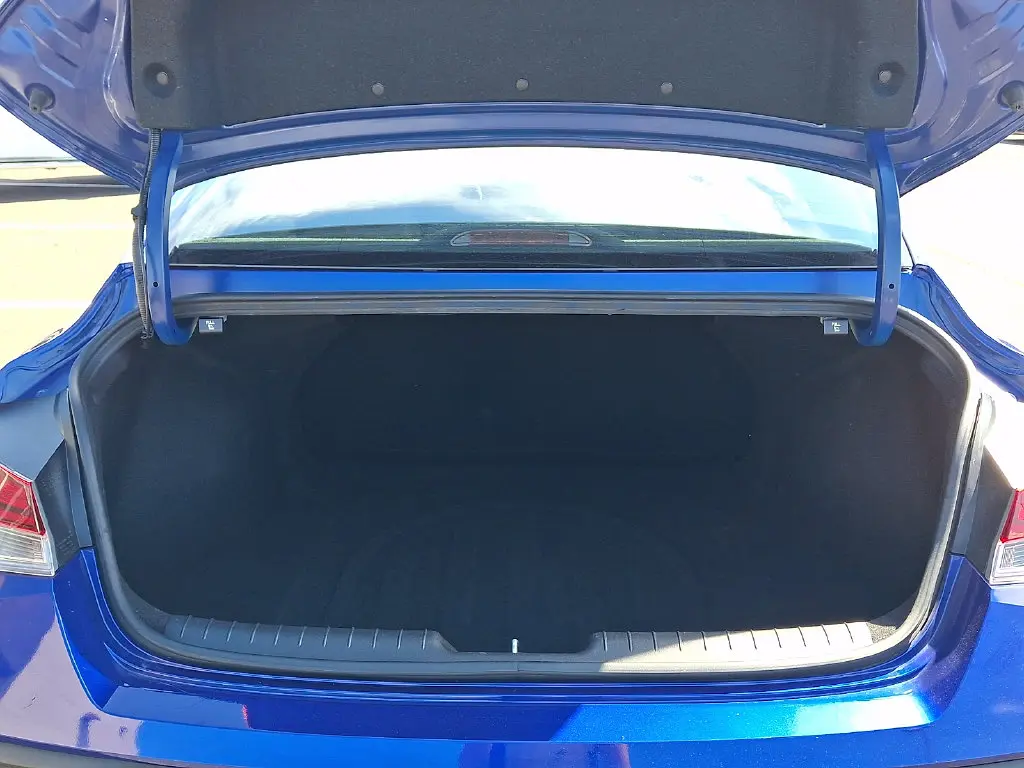 2025 Hyundai Elantra - $22,888