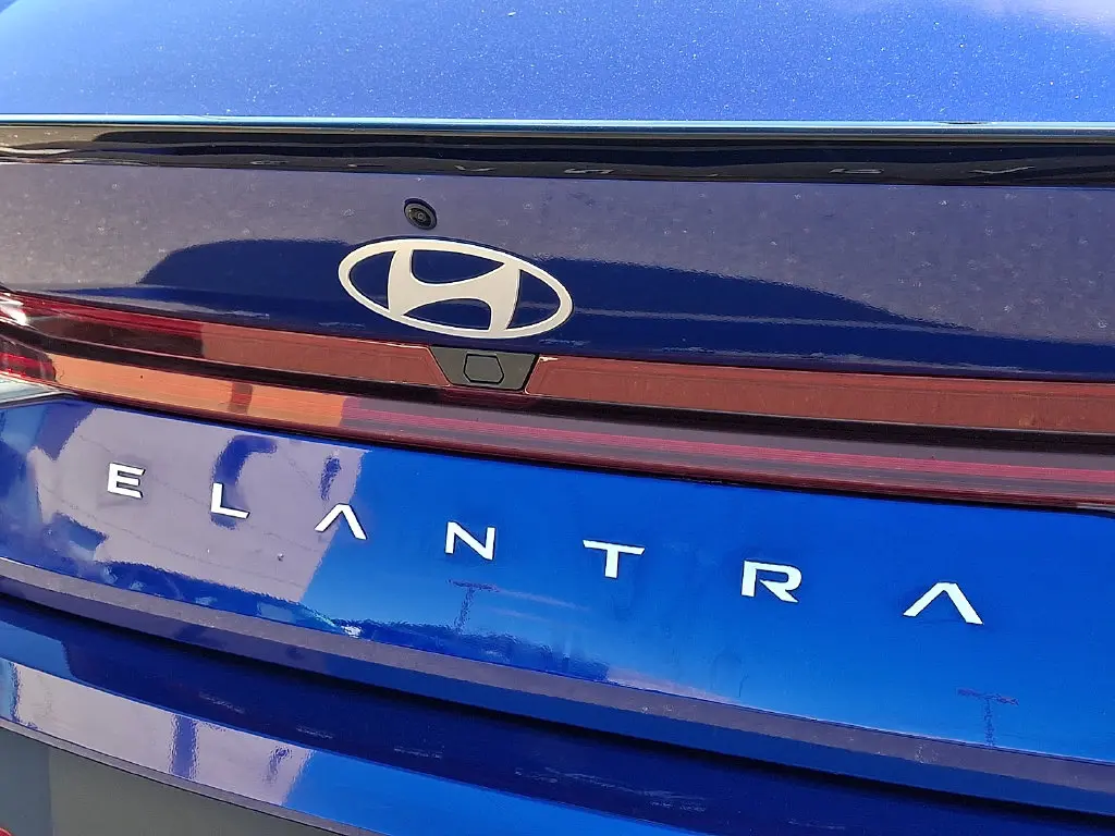 2025 Hyundai Elantra - $22,888