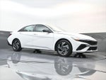 2025 ELANTRA Hybrid Thumbnail 21