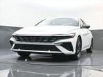 2025 ELANTRA Hybrid Thumbnail 27