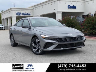 2025 Hyundai ELANTRA Hybrid with Fluid Metal Exterior