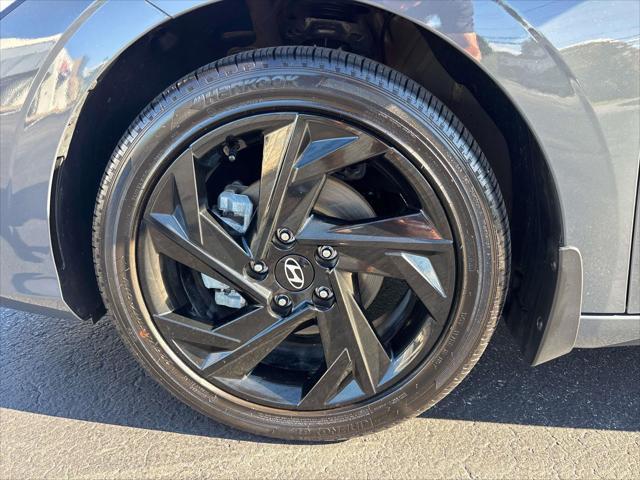 2026 Hyundai Elantra - $25,795