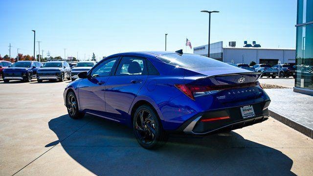 2026 Hyundai ELANTRA Hybrid SEL Sport
