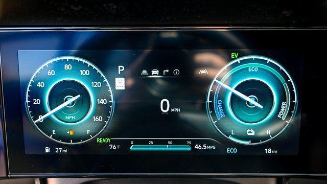 2026 Hyundai ELANTRA Hybrid SEL Sport