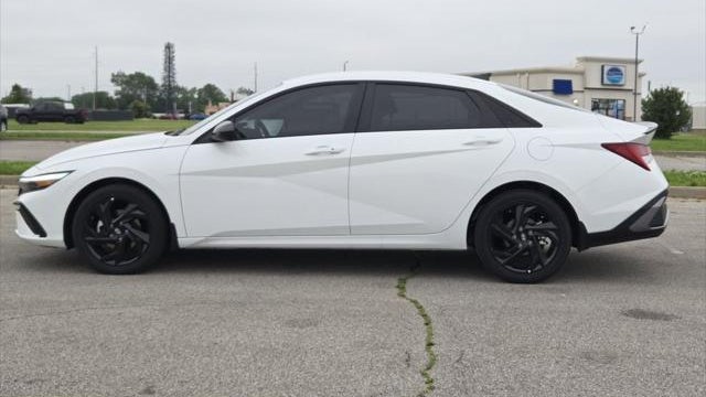 2026 Hyundai ELANTRA Hybrid SEL Sport