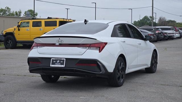 2026 Hyundai ELANTRA Hybrid SEL Sport