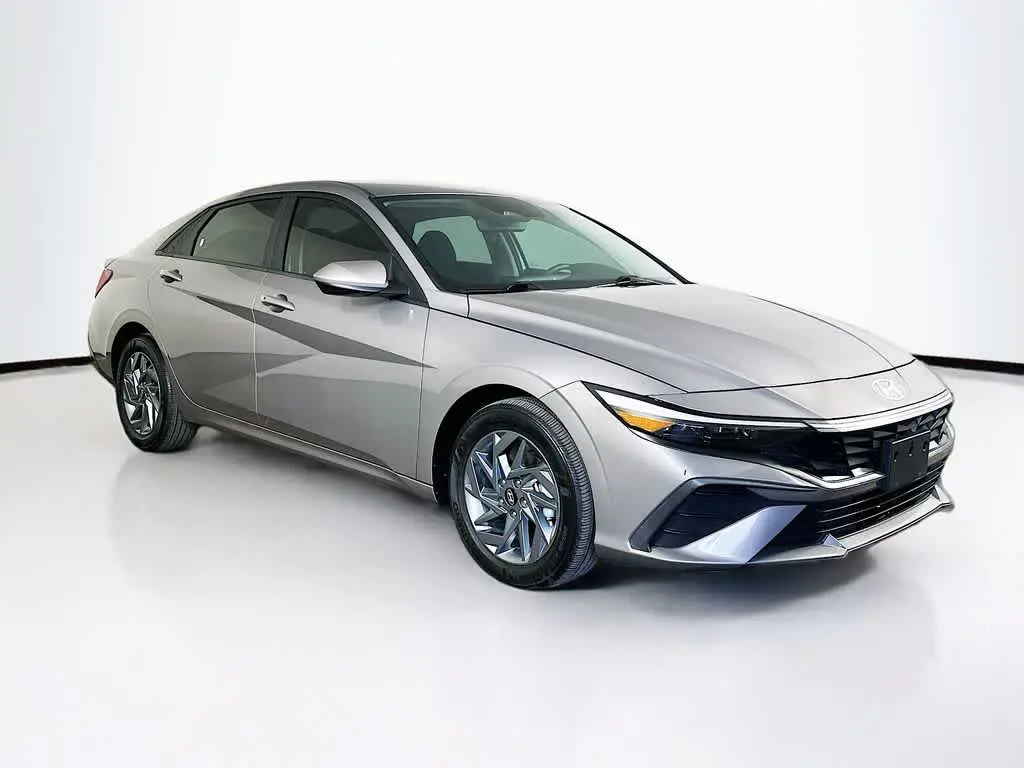 2024 Hyundai Elantra - $22,449