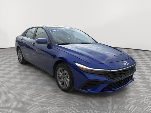 2025 Hyundai Elantra - $24,219