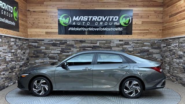 2025 Hyundai ELANTRA Hybrid SEL Sport