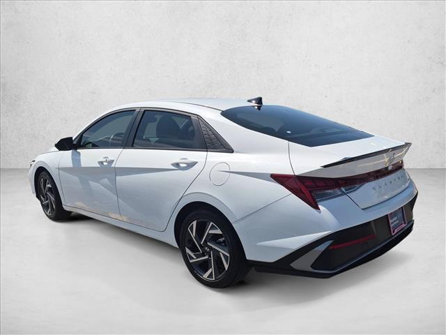 2025 Hyundai Elantra - $24,050