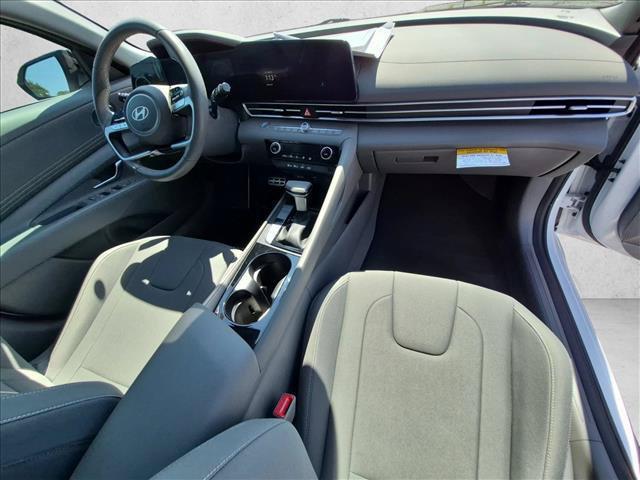 2025 Hyundai Elantra - $24,050