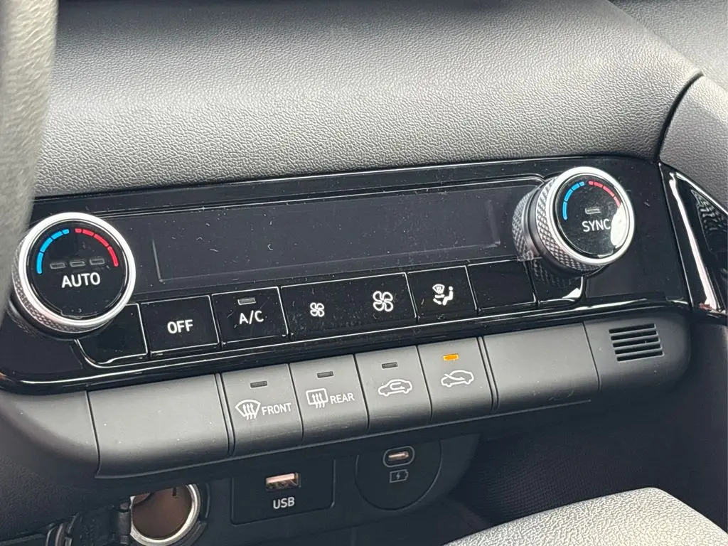 2026 Hyundai Elantra - $26,365