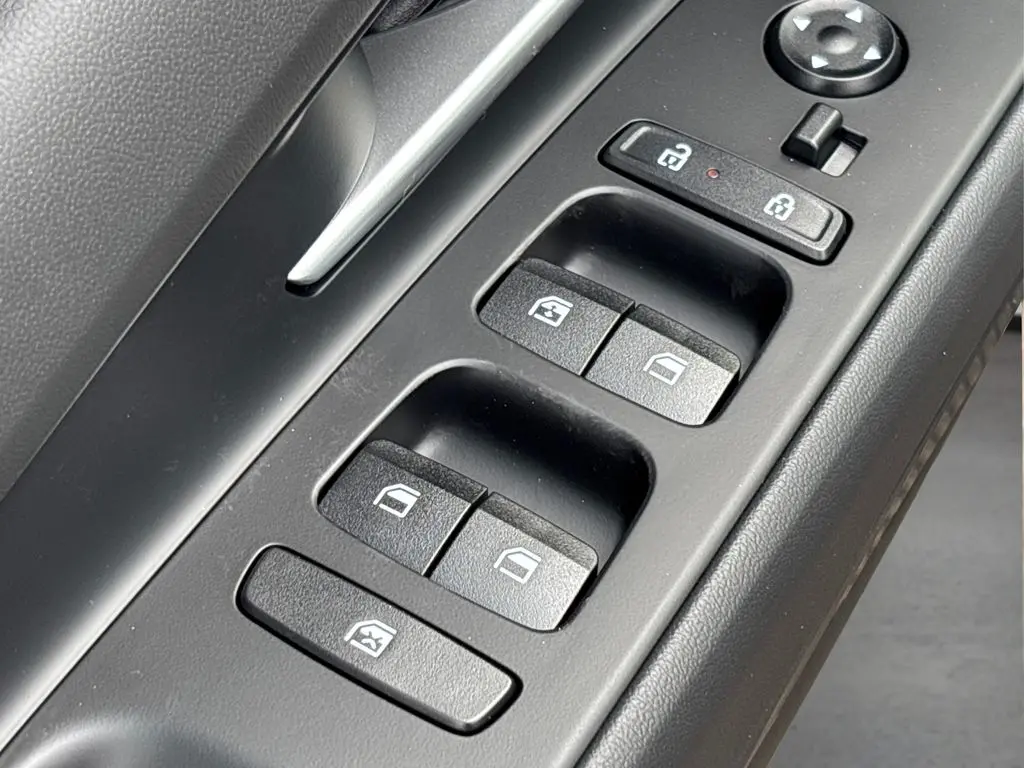 2026 Hyundai Elantra - $26,365