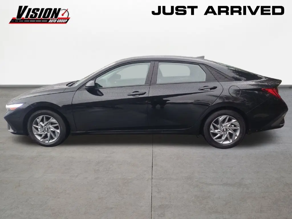 2026 Hyundai Elantra - $26,365