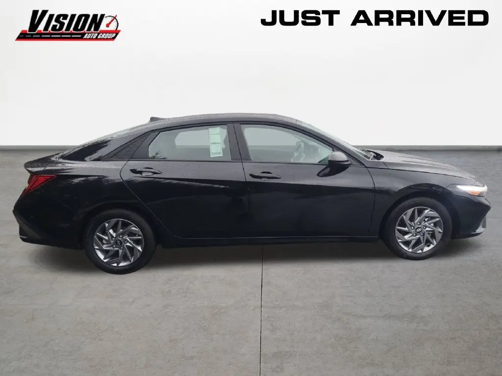 2026 Hyundai Elantra - $26,365