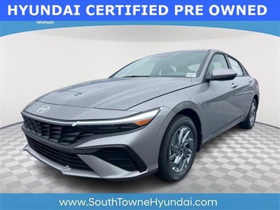 Photo of a 2025 Hyundai Elantra Hybrid Blue 4DR Sedan for sale