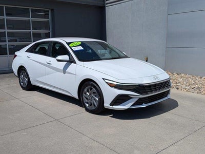 2025 Hyundai Elantra Hybrid Blue 4DR Sedan