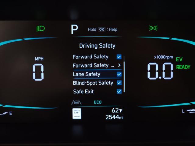 2025 Hyundai Elantra - $24,987