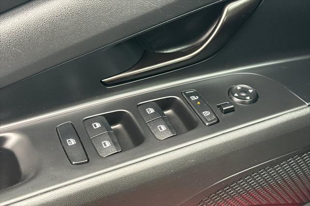 2025 Hyundai Elantra - $22,490