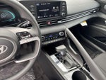 2025 ELANTRA Hybrid Thumbnail 20