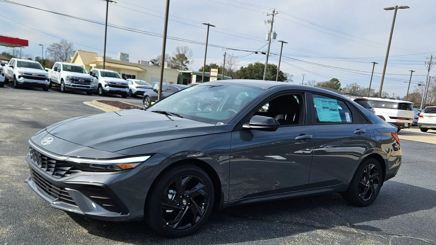 2026 Hyundai ELANTRA Hybrid SEL Sport