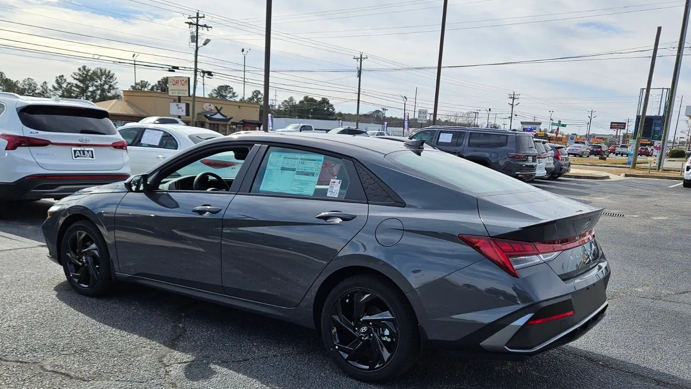 2026 Hyundai ELANTRA Hybrid SEL Sport