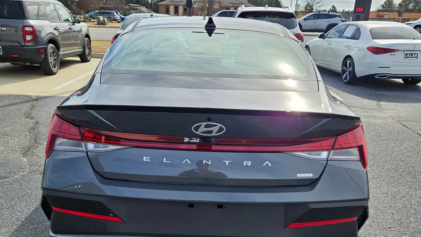 2026 Hyundai ELANTRA Hybrid SEL Sport